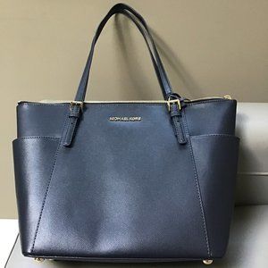 MK Jet Set Large Navy Tote /Whitney Large Red